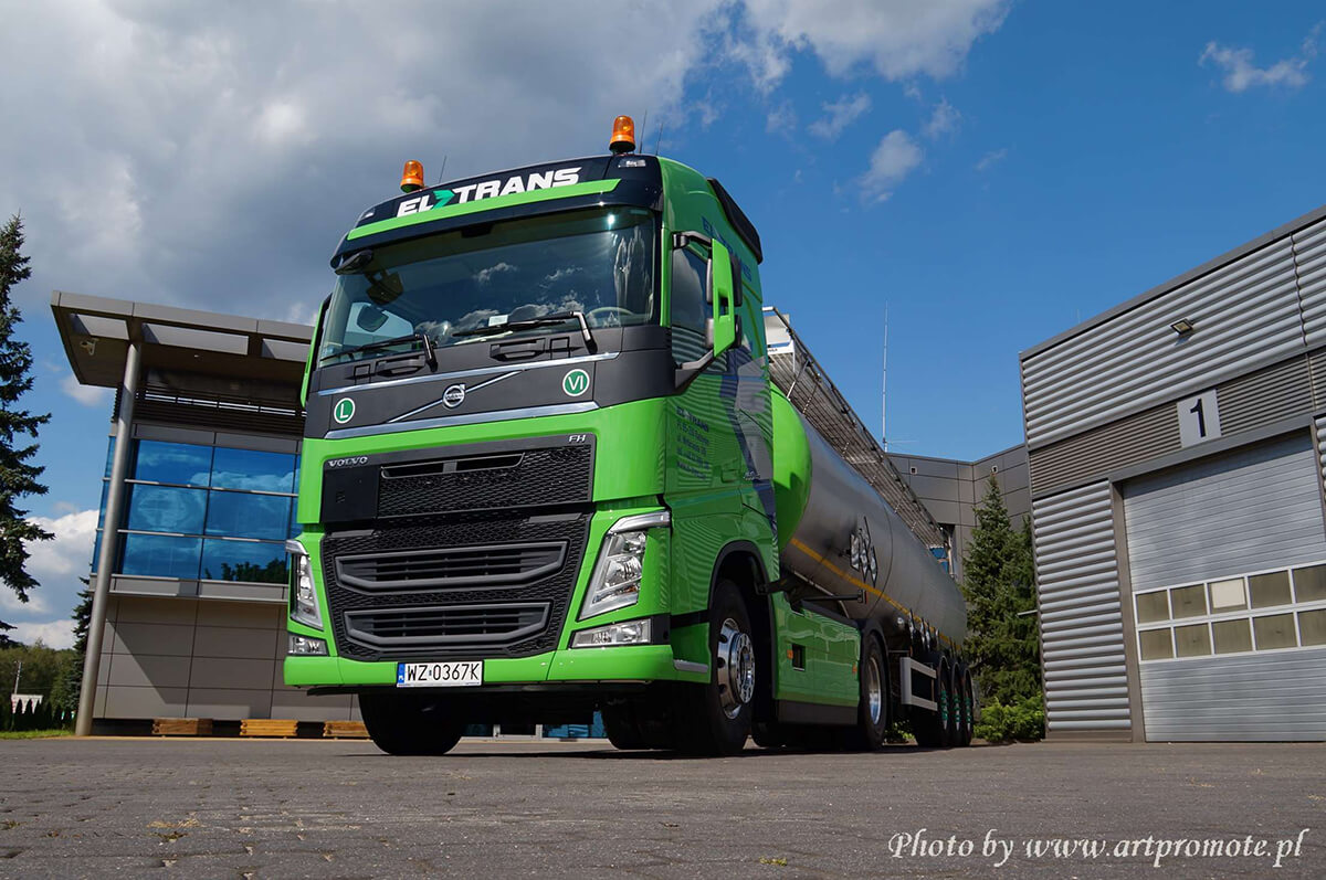 picture_truck_mobile_equipment__for_Page_Product_